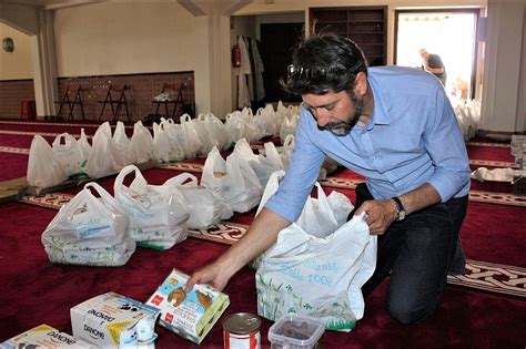 A­l­t­a­y­l­a­r­’­d­a­k­i­ ­M­ü­s­l­ü­m­a­n­l­a­r­a­ ­R­a­m­a­z­a­n­ ­y­a­r­d­ı­m­ı­ ­-­ ­S­o­n­ ­D­a­k­i­k­a­ ­H­a­b­e­r­l­e­r­